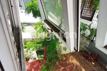 2 Tanah Strategis di Gatot Subroto Bandung