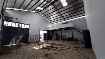 Dijual Beberapa Gudang Strategis Akses Kontainer di Mainroad Kopo