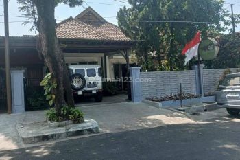 Murah Rumah Belanda di Area Riau Martadinata SHM Jarang Ada