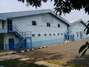Gudang Dengan Tanah Luas di Purwakarta Jawa Barat
