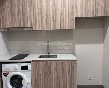 Apartemen Menara Jakarta At Kemayoran, 1bedroom, Semi Furnished, Brand New Unit.