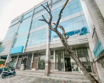 Ruko di Puri Kencana Puri Indah, Jakarta Barat 550 m Bagus HGB