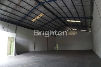 GUDANG DI DEKAT PINTU TOL CIKUPA TANGERANG