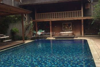 Rumah Semi Furnished Dijual Dg Kolam Renang di Menteng Bintaro Wm11512