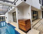 thumbnail-rumah-2-lantai-bagus-furnished-shm-di-discovery-conserva-tangerang-selatan-5