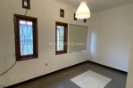 thumbnail-rumah-disewa-full-furnished-di-terusan-sutami-11