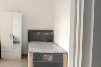 Rumah Bagus 3 Lantai di Dago giri SHM
