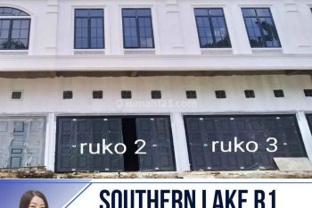 Ruko Gandeng di Southern Lake R1 Cemara Asri