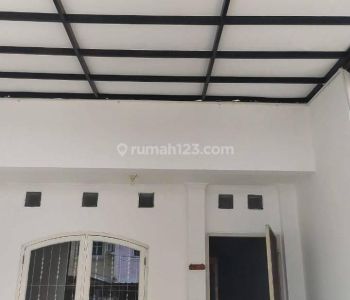 Dijual Rumah Sudah Renov Siap Huni di Daan Mogot Baru Cluster Tampak Siring
