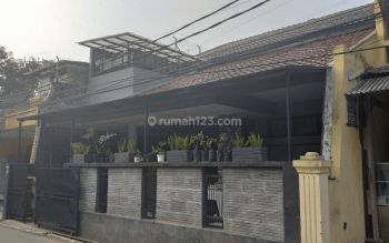 rumah cantik 2 lantai lokasi strategis di batununggal sukaati