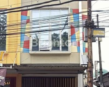 Ruko 3 Lantai di Letjen Suprapto