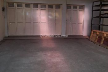 Dijual ruko di Jln Gandasoli lokasi strategis