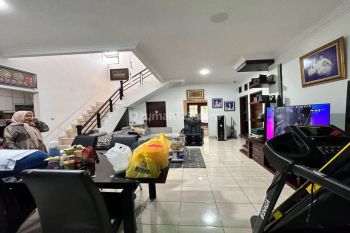 Dijual Rumah di Kemang Pratama, Bekasi