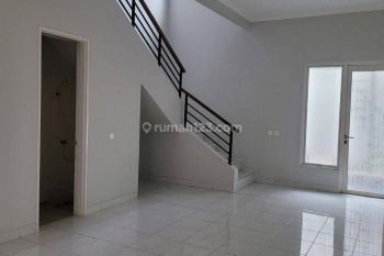 Dijual Rumah 8x18 Gading Serpong, Pondok Hijau Golf