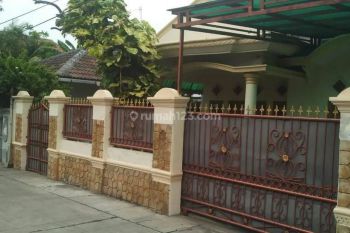 Rumah Jl Kesatriaan, Cilincing Luas 180m2