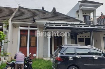 RUMAH MINIMALIS SIAP HUNI DI DALAM PERUMAHAN DENGAN ONE GATE SYSTEM DI JALAN