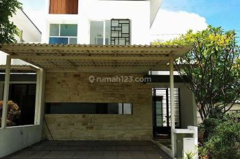 Rumah di Royal Residen Cluster Greenwich 2 Lantai SHM Bagus