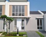 thumbnail-rumah-2-lantai-baru-di-paramount-petals-tangerang-0