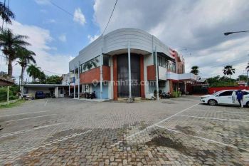 Disewakan Rumah Usaha Di Raya Dieng Malang.