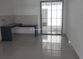 J 05 05 23 Rumah 2 Kamar Tidur Dengan Halaman Belakang Luas