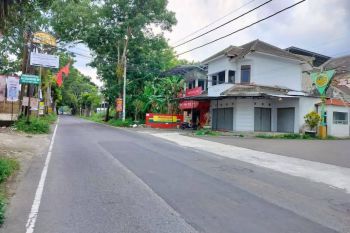 Ruang Prospektif Hook 2 Muka di Jalan Utama Perumahan GTA dekat SCH