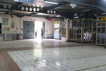 DIJUAL / DISEWAKAN PABRIK 2 LANTAI LUAS 7400 M2 DI CIKUPA