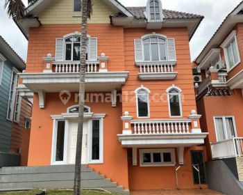 3lt Tipe 12 X 8 di Pusat Gading Serpong Dekat Dengan Tol