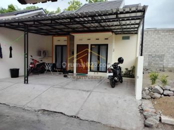 RUMAH SECONDARY DEKAT PASAR GENTAN DI NGAGLIK