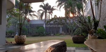 Rumah Mewah Sayap Dago 2 Lantai Furnished