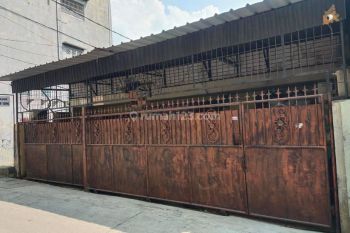 Rumah Lama Di Daerah Kartini Jakarta Pusat