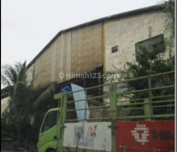 Gudang di Pergudangan Osowilangun Permai Blok A No. 24, Surabaya