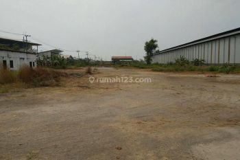 Tanah Strategis di mayjen sungkono gresik. siap pake. harga Rendah