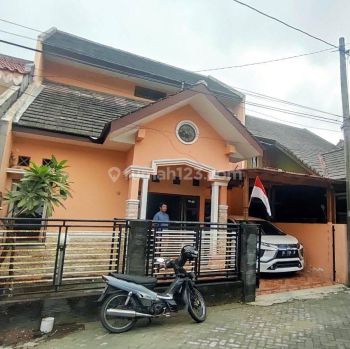 Rumah Second 2 Lt Harga Nego Di Kalasan, Sleman