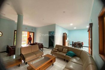 Disewakan Rumah Semi Furnished Include Ac Dan Water Heater