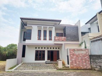 Rumah Baru Mewah Kalicari Pedurungan, Semarang