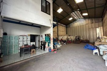 Xyfna. Gudang Meiko Abadi Terawat Dan Fully Furnished