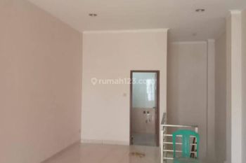 Disewakan Ruko Mainroad Jamika Bagus