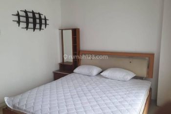 Disewakan Apartemen Cosmo Residence 1 Bedroom Lantai Tengah Furnished