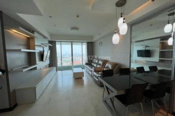 Cosmo 2 BR Balcony 110 m² + 1 Maid Room Kemang Village
