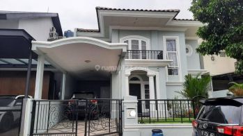 Dijual Cepat Puspita Loka Rumah 2 lantai Bagus Di Bsd City