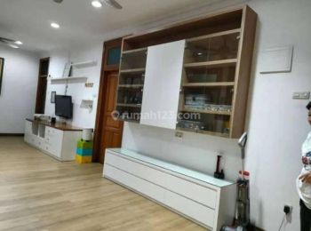 Rumah Di Sunter Kirana Di Pinggir Jalan