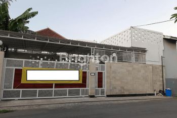 VILLA DI TUKAD BADUNG - RENON