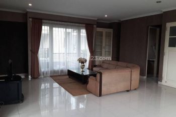 Rumah 3 Lantai Bagus di Pasar Minggu, Jakarta Selatan