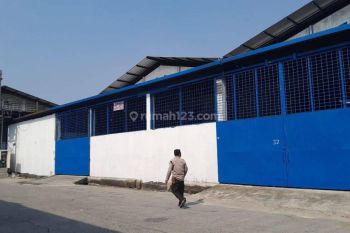 Sewa Gudang Nusa Indah, Uk 1600m2, Masuk Container 40 Ft, Bagus