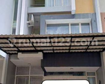 Disewakan di Taman Grisenda