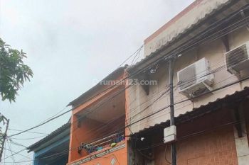 Ruko tempat usaha di cakung luas tanah 511 hanya 2Man SHM