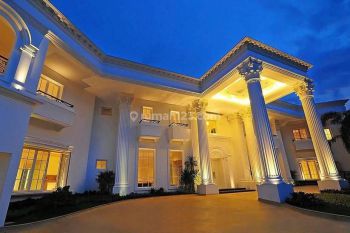 RUMAH MEWAH DI KEBON JERUJ JAKARTA BARAT