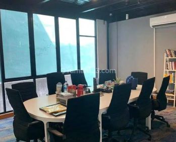 Office Building 4 Lantai di Metland Puri Boulevard Posisi Hoek