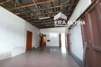 Ruang-usaha di Pasirkali, Bandung 300 m Bagus SHM