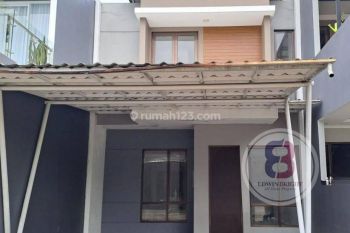 Dijual Rumah Cantik 2 Lantai Dalam Cluster Graha Raya Siap Huni